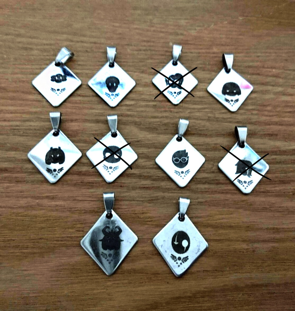 メタルチャームネックレス