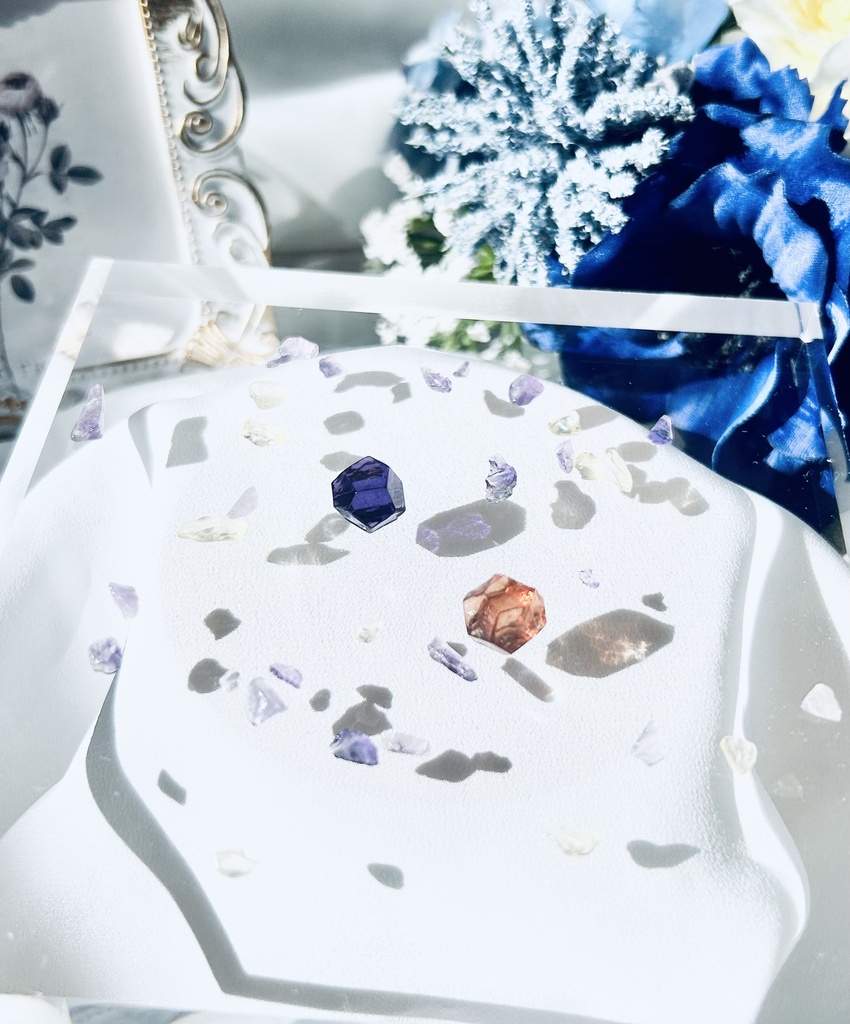 アゼム/ハーデスの小さなクリスタル風リング