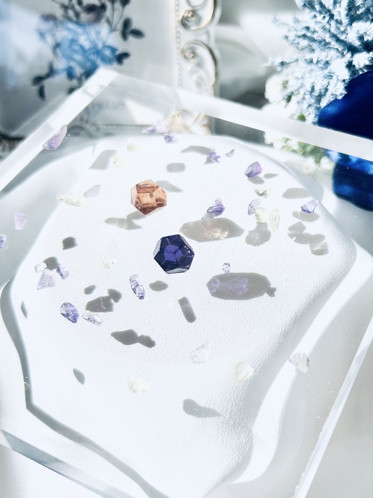 アゼム/ハーデスの小さなクリスタル風リング