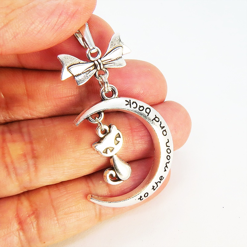 アンティークシルバー 三日月と猫の大人可愛いネックレス ゴシック リボン ムーンネックレス アジャスター付