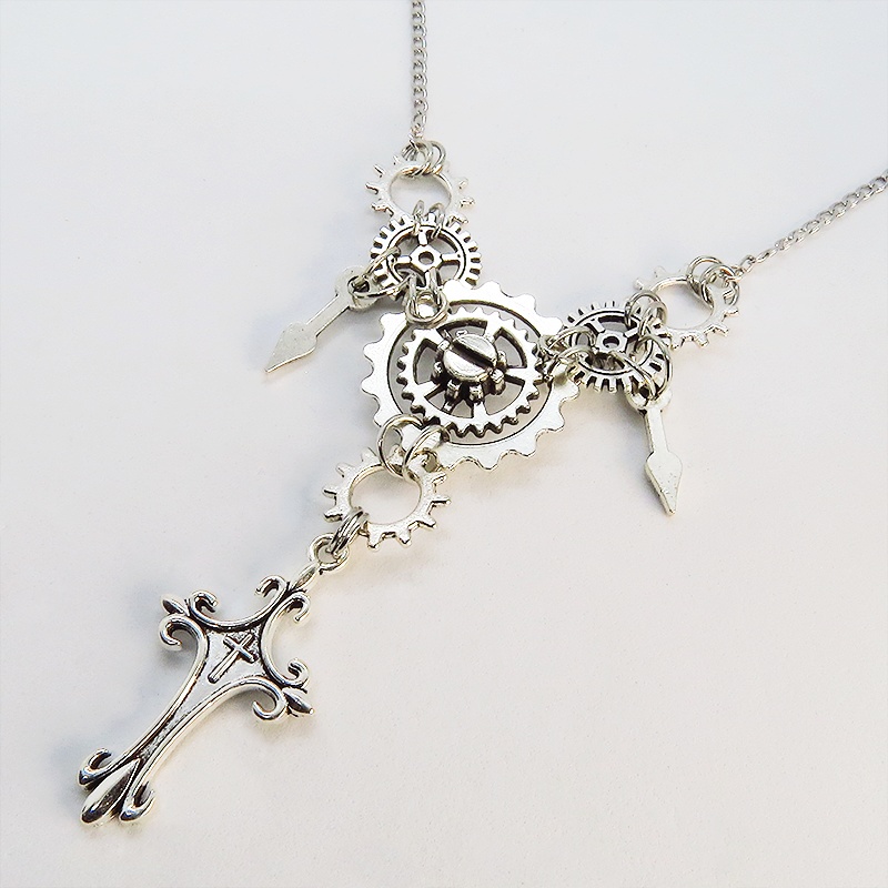 アンティークシルバー ロザリオ(十字架)と時計の針、歯車・ギアのスチームパンクネックレス ゴシック アジャスター付 長さ調整可