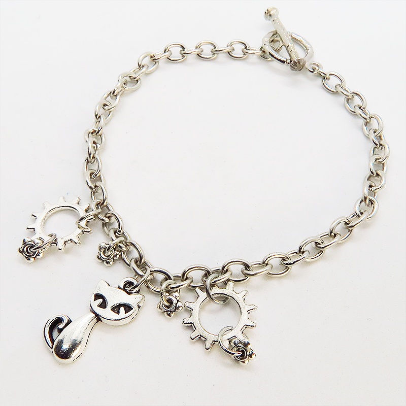 シルバーカラー 猫と歯車を組合わせたスチームパンク風ブレスレット