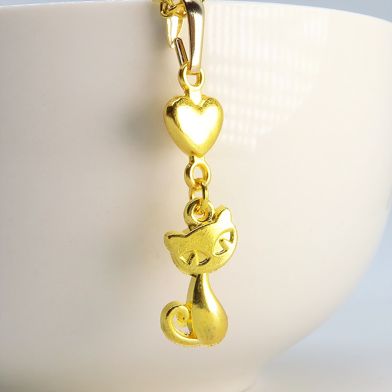 ゴールドカラーの猫とハートのシンプルでコンパクトな可愛いネックレス 長さ変更可 SV925 18KGC変更可