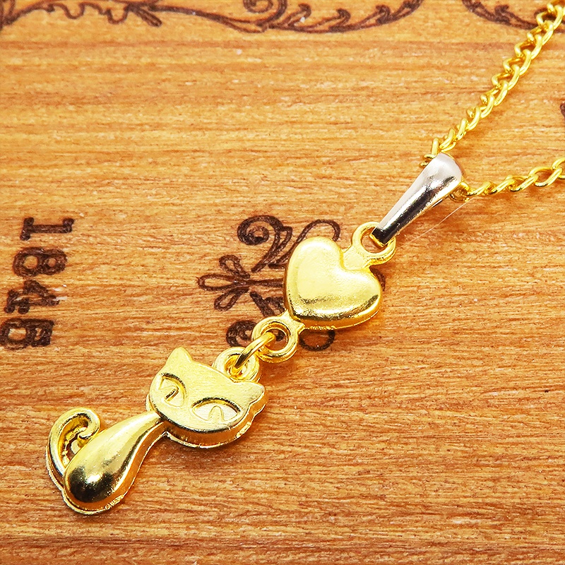 ゴールドカラーの猫とハートのシンプルでコンパクトな可愛いネックレス 長さ変更可 SV925 18KGC変更可