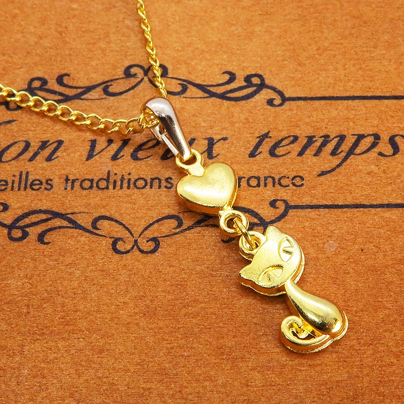 ゴールドカラーの猫とハートのシンプルでコンパクトな可愛いネックレス 長さ変更可 SV925 18KGC変更可