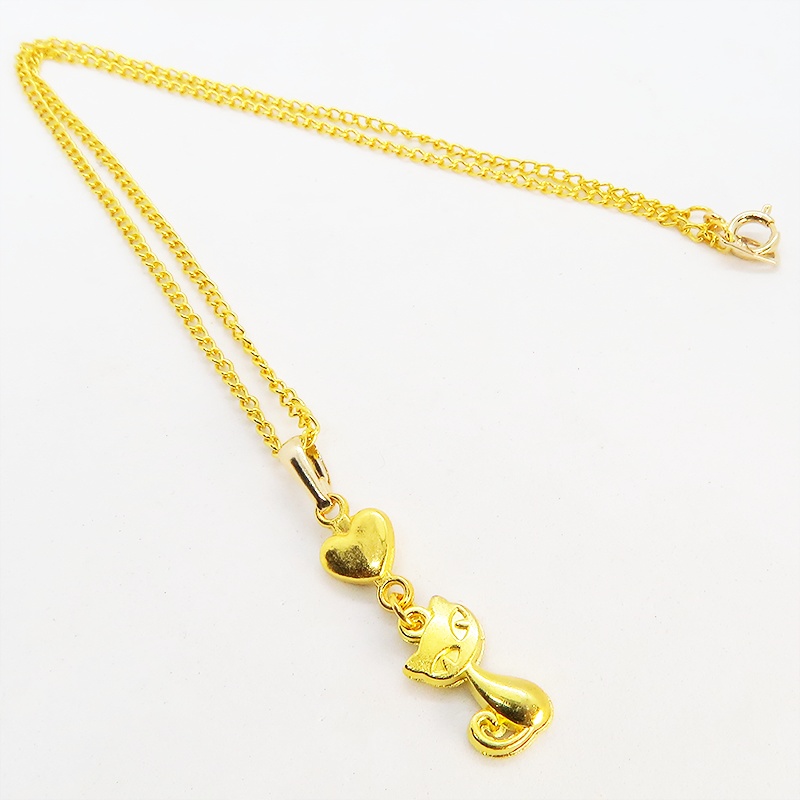 ゴールドカラーの猫とハートのシンプルでコンパクトな可愛いネックレス 長さ変更可 SV925 18KGC変更可