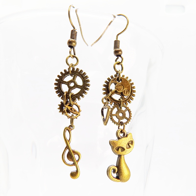 アンティーク調金古美色の猫と音符と歯車・ギアのアシンメトリーピアス スチームパンク ファッション