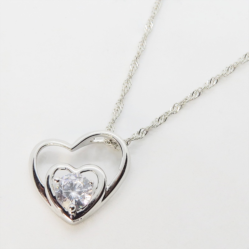 シルバー925 オープンハートに大きめキュービックジルコニアの大人可愛いネックレス アジャスター付