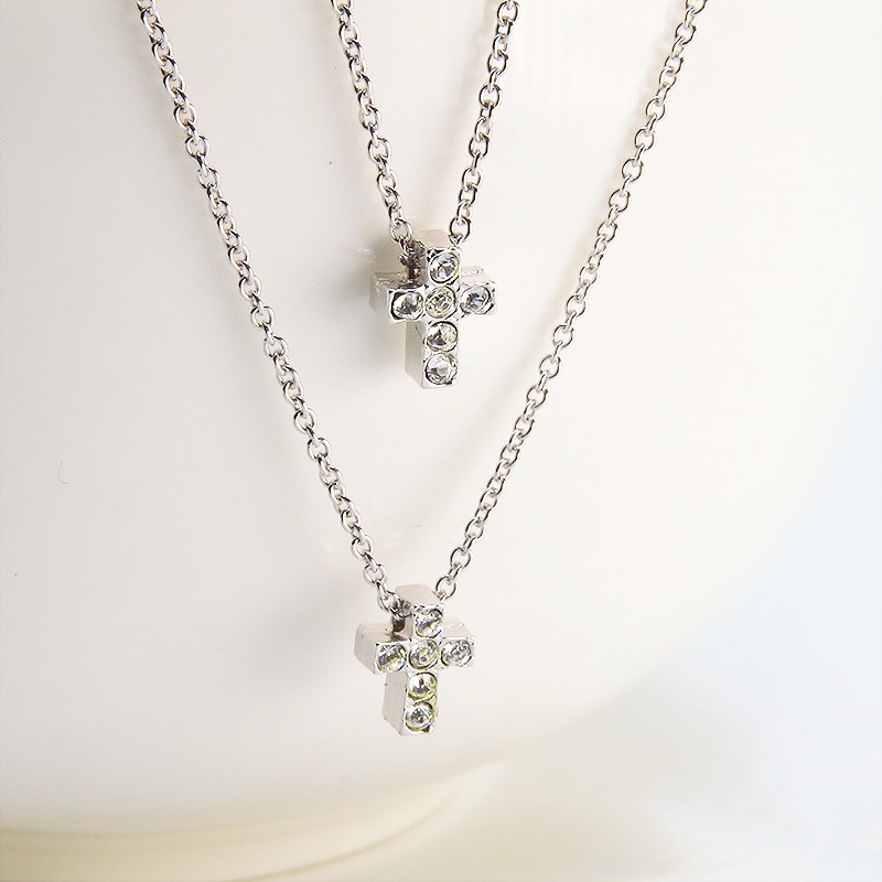 小さなロザリオが大人可愛いダブルチェーンネックレス キュービックジルコニア