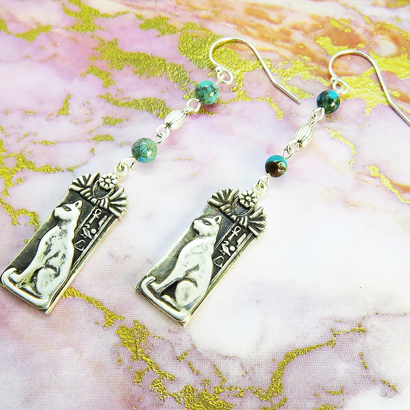 プレート タグ フックピアス 猫の女神バステト 古代エジプト シルバー925 ターコイズ