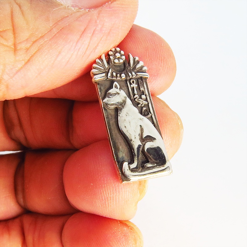 プレート タグ ペンダント ネックレス 猫の神様バステト エジプト神 シルバー925 ターコイズ(トルコ石) アンティーク