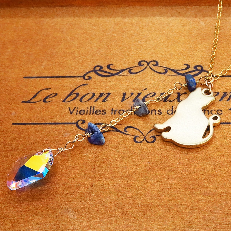 猫シルエットモチーフネックレス スワロフスキー・クリスタル(クリスタルオーロラ) ラピスラズリ 14KGF ゴールドフィルド