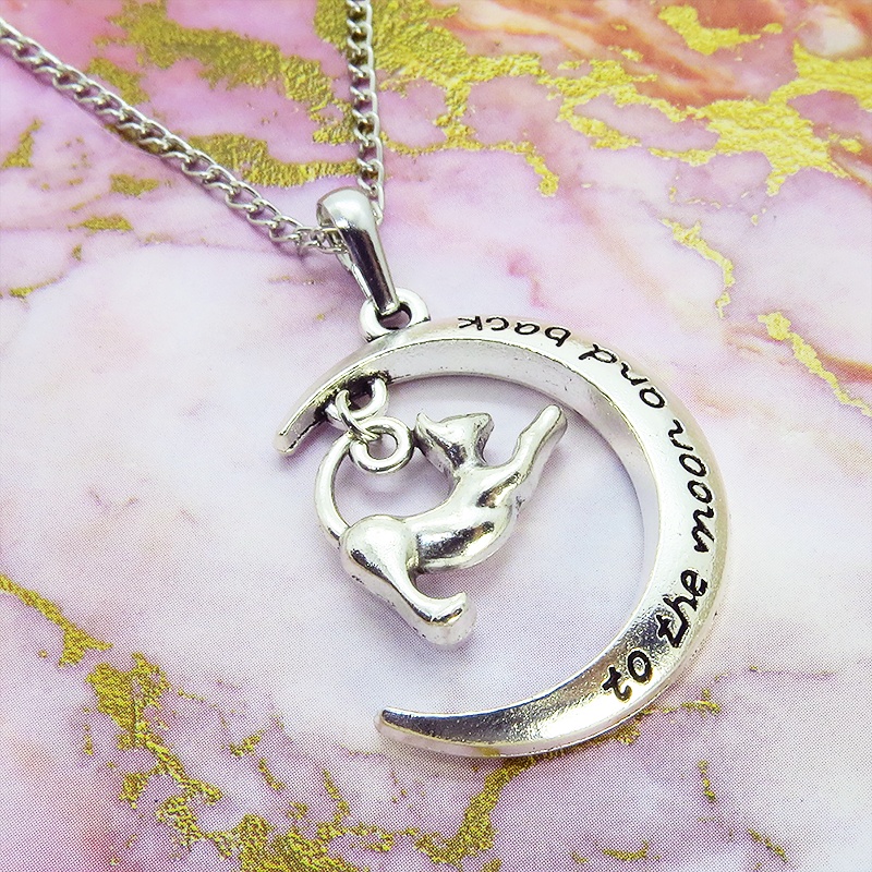 アンティークシルバー のび猫と三日月を組み合わせたペンダント・ネックレス 銀古美色 長さ変更可 SV925可