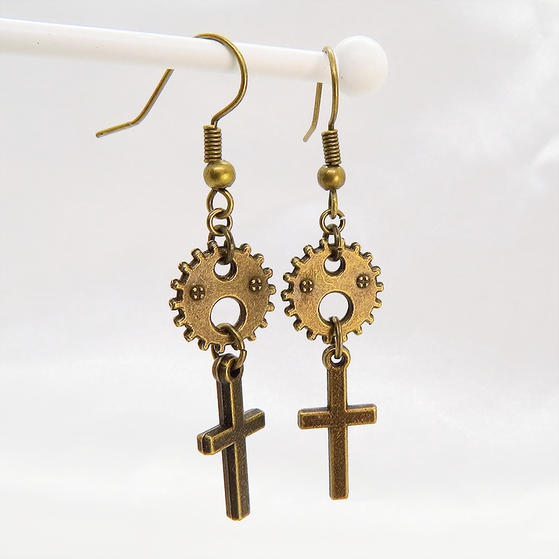 アンティークゴールド ロザリオと歯車のコンパクトなピアス スチームパンク風 シンプル