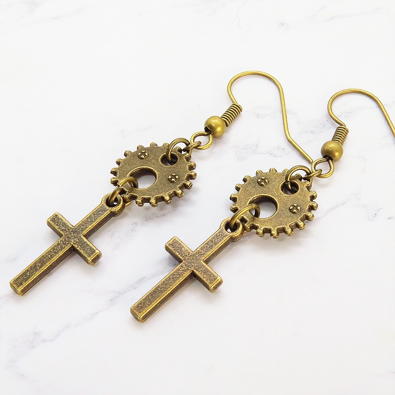 アンティークゴールド ロザリオと歯車のコンパクトなピアス スチームパンク風 シンプル