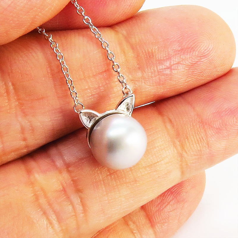 シルバー925 シンプルにさり気なく大人可愛いシルバーグレー猫耳ネックレス  淡水パール アジャスター追加可