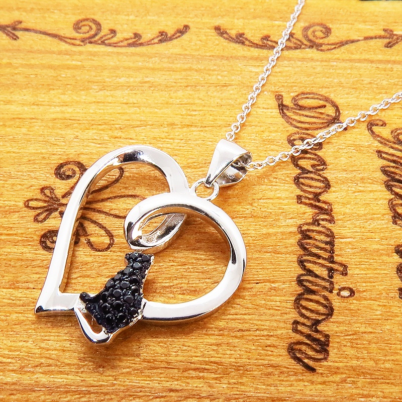 猫ネックレス オープンハートネックレス ハートに黒猫がお座りしているワンポイント シルバー925 キュービックジルコニア