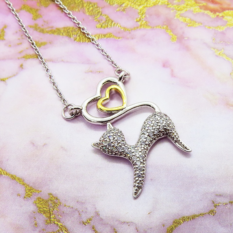 キラキラ輝く猫とハートを組み合わせたオープンハートネックレス シルバー925 キュービックジルコニア 18Kゴールドコーティング