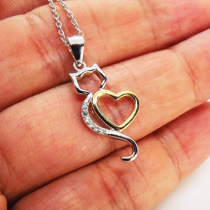柔らかい曲線の猫シルエットとハートの組み合わせたモチーフのネックレス シルバー925 キュービックジルコニア