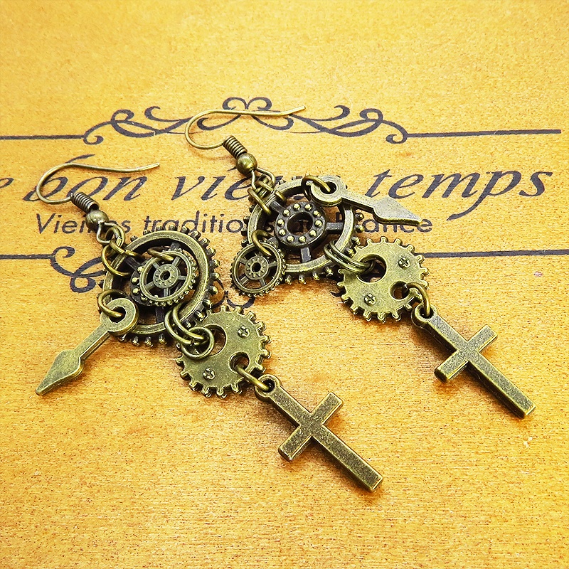 アンティークゴールド スチームパンク風ロザリオ(十字架)と歯車・ギアのピアス 時計の針