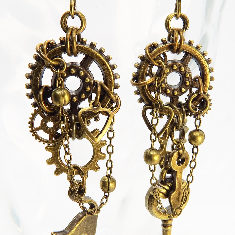 アンティークゴールド 猫と歯車・ギアのスチームパンク風アシンメトリー ピアス Vol.5 鍵 時計の針 チェーン