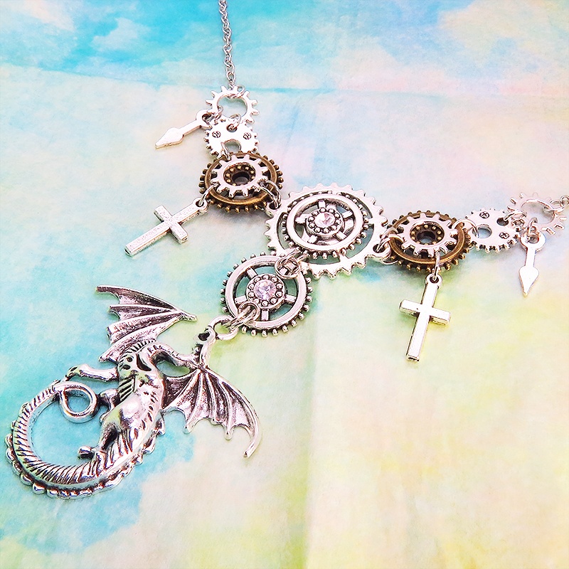 アンティークシルバー スチームパンク風ドラゴンと歯車の多層多重ネックレス スワロフスキー 長さ調整可 アジャスター付