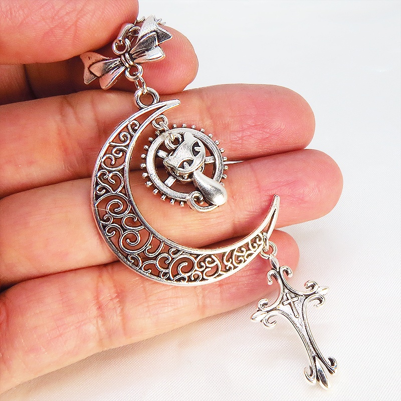 アンティークシルバー 猫とアラベスク調の透かし三日月のネックレス ロザリオ リボン ムーン アジャスター付 長さ調整可 SV925可