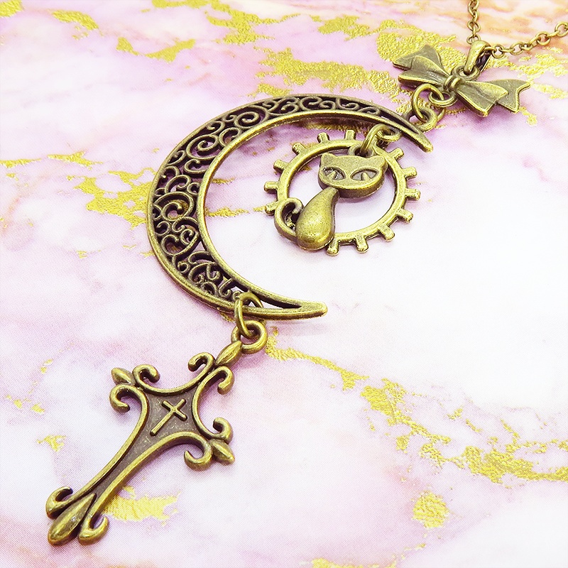 アンティークゴールド 猫とアラベスク調の透かし三日月のネックレス ロザリオ リボン ムーン アジャスター付 アジャスター付
