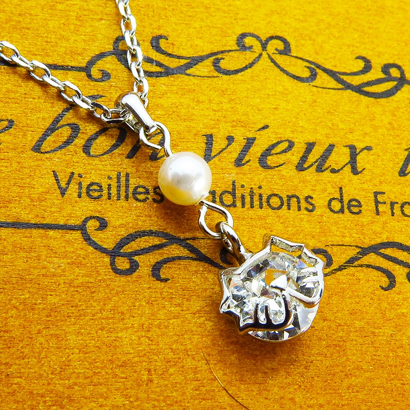 ひげ付き猫フェイスモチーフ スワロフスキー パール 大人可愛いネックレス 長さ・SV925変更可 アジャスター追加可