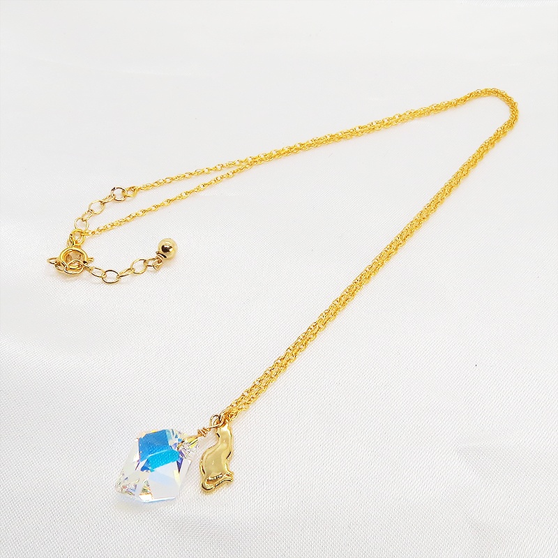 14KGF 可愛い猫シルエットモチーフと大粒スワロフスキー・クリスタル(クリスタルオーロラ)のネックレス