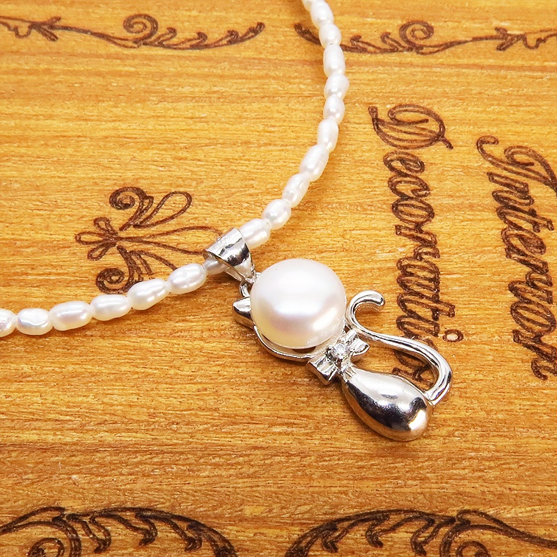 大粒淡水パールの猫シルエットモチーフと淡水パールのネックレス 大粒小粒ミックス シルバー925 淡水パール ジルコン