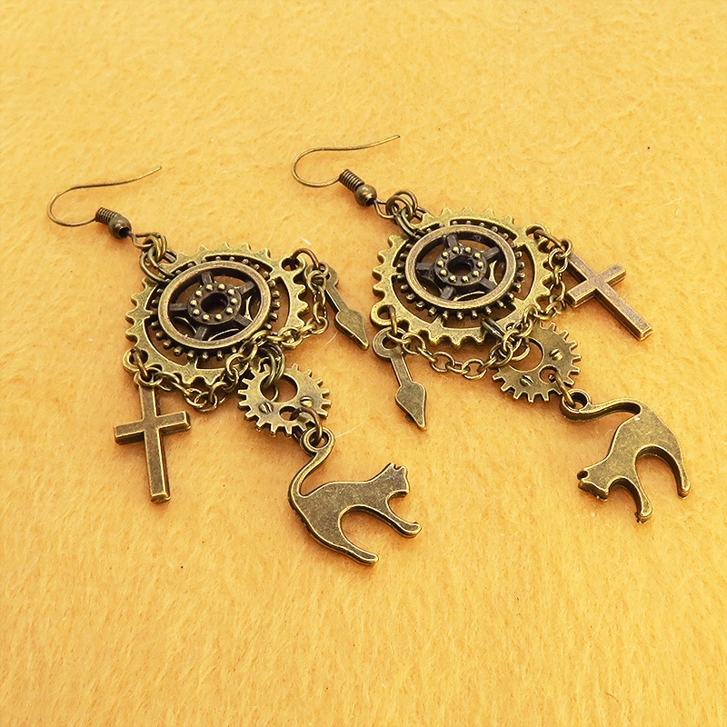 アンティーク調の跳ね猫と歯車・ギアのピアス スチームパンク風 チェーン付き ロザリオ 時計の針