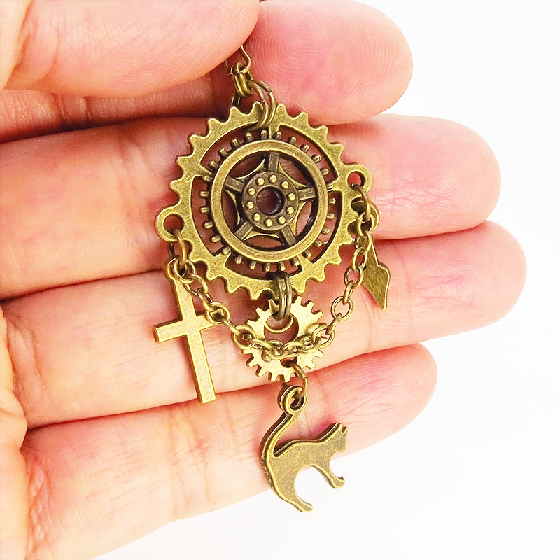 アンティーク調の跳ね猫と歯車・ギアのピアス スチームパンク風 チェーン付き ロザリオ 時計の針