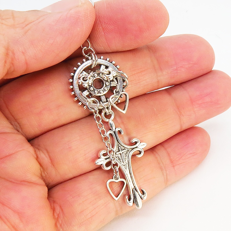 アンティークシルバー ロザリオと歯車・ギアのスチームパンク風チェーンピアス ハート サージカル可