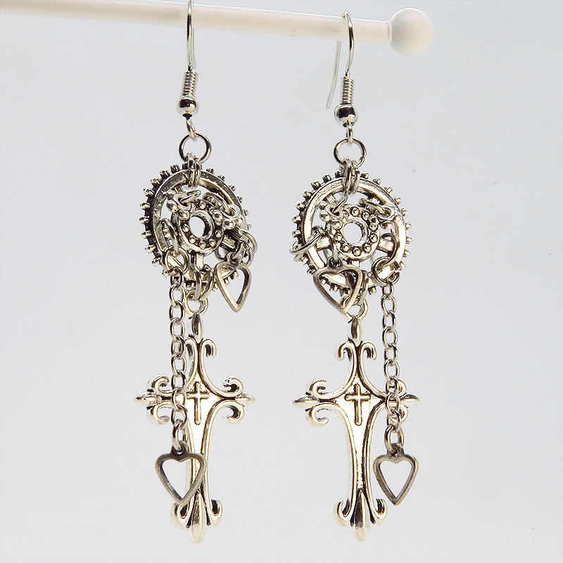 アンティークシルバー ロザリオと歯車・ギアのスチームパンク風チェーンピアス ハート サージカル可