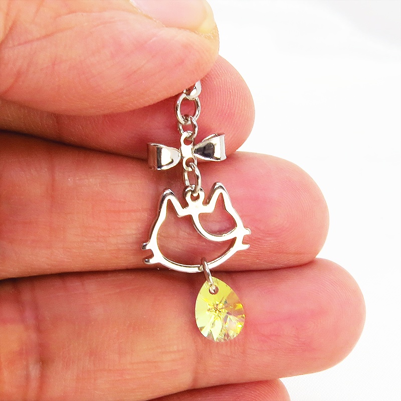 猫フェイスモチーフ(ミケネコ)とスワロフスキー(クリスタルオーロラ)のネックレス リボン 長さ変更可 SV925可