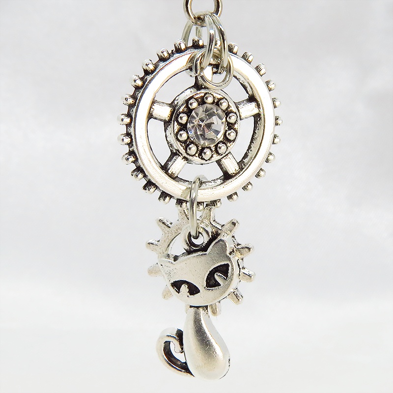 アンティークシルバ スチームパンク風の猫と歯車を組合せたコンパクトなネックレス スワロフスキー 長さ調整可 アジャスター可 SV925可
