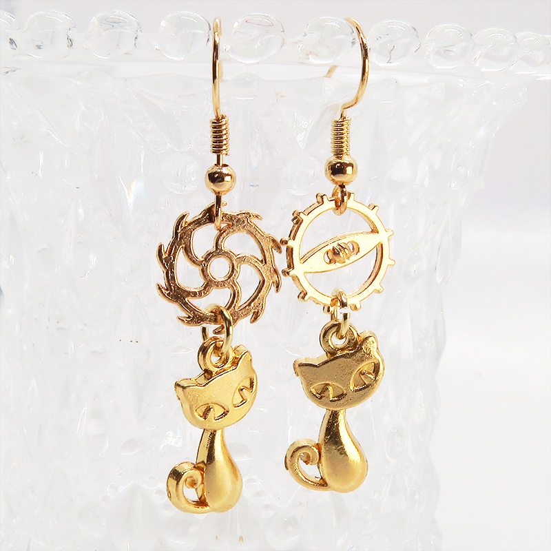 マットゴールド スチームパンク風 猫と歯車・ギアを組み合わせたコンパクトなピアス サージカル可