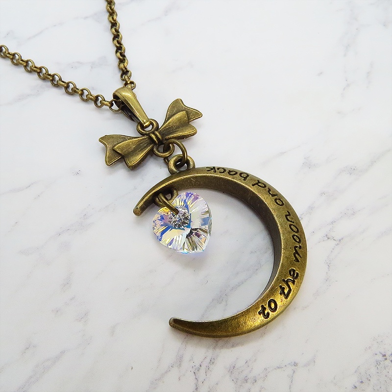 アンティークゴールド 三日月とハートのペンダントネックレス スワロフスキー(クリスタルオーロラ) 長さ調整可