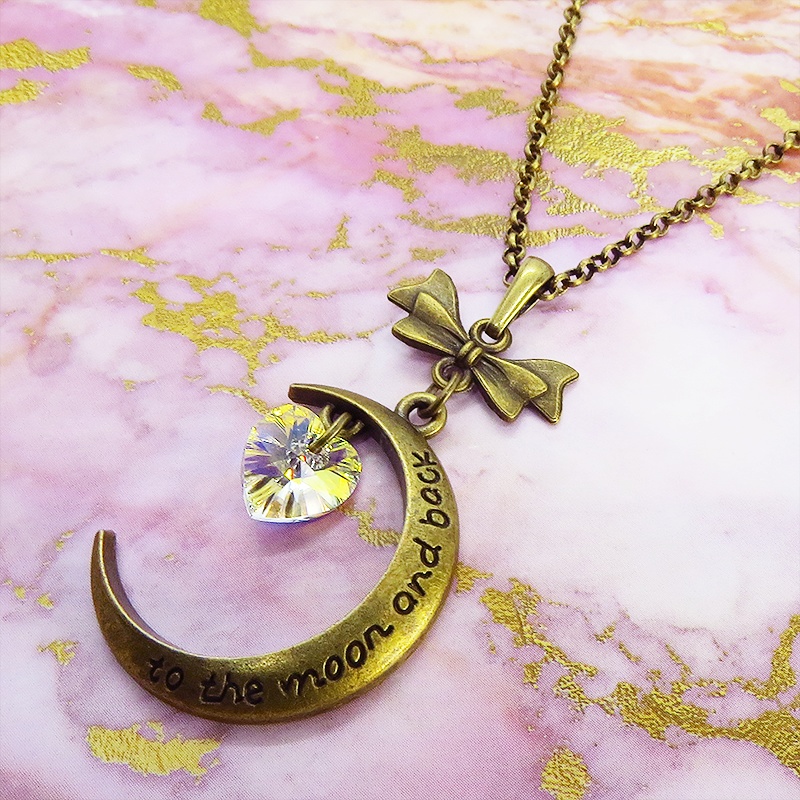 アンティークゴールド 三日月とハートのペンダントネックレス スワロフスキー(クリスタルオーロラ) 長さ調整可