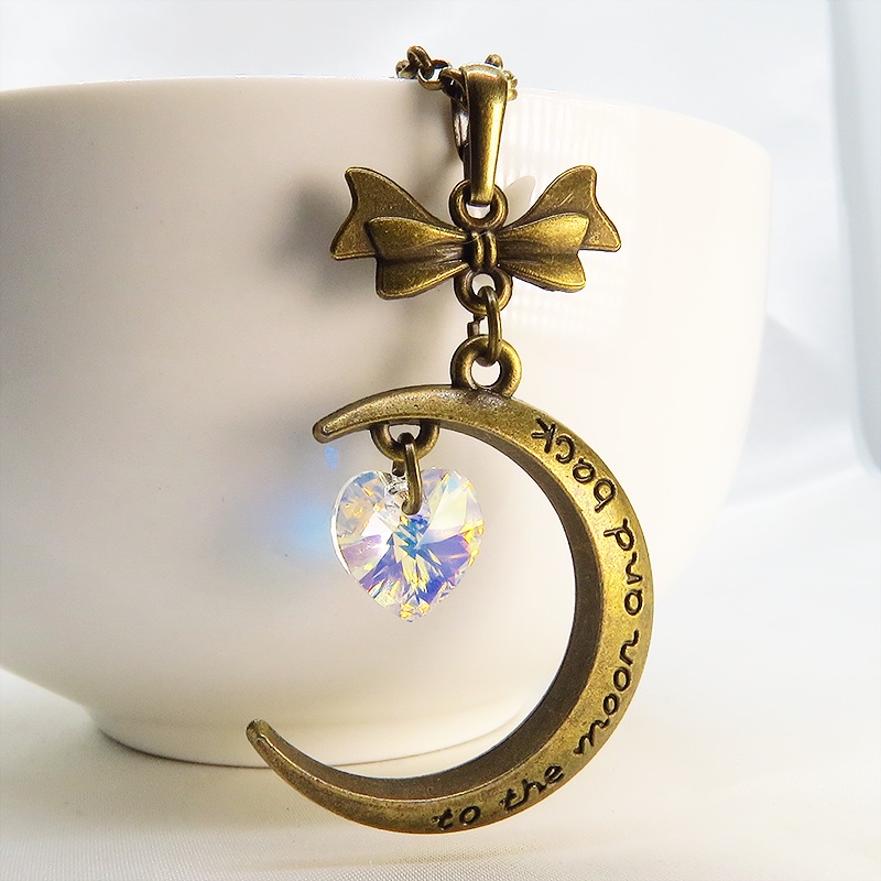 アンティークゴールド 三日月とハートのペンダントネックレス スワロフスキー(クリスタルオーロラ) 長さ調整可