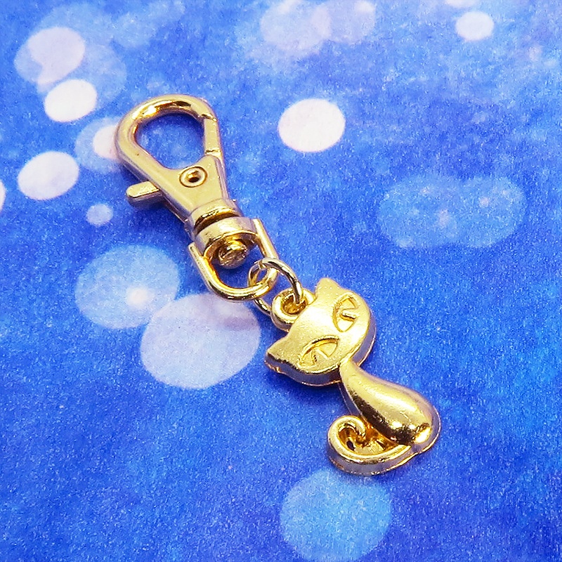 マットゴールド 可愛い猫のファスナーチャーム キーホルダー バッグチャーム 金具変更可