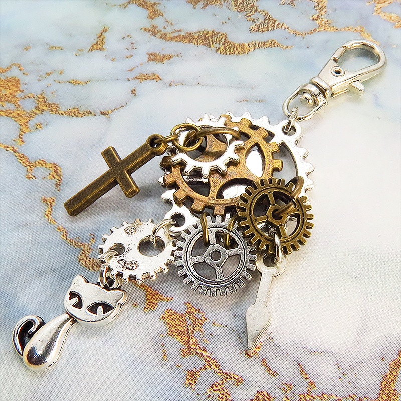 スチームパンク風 シルバー 猫と歯車・ギアのキーホルダー ファスナーチャーム バッグチャーム