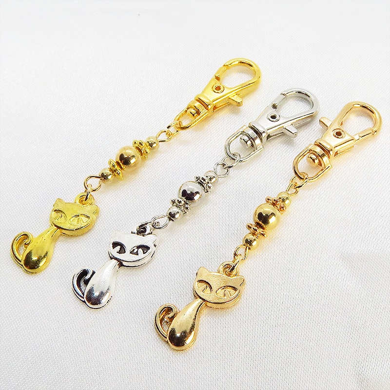 マットゴールドのかわいい猫とビーズのファスナーチャーム キーホルダー ゴールド