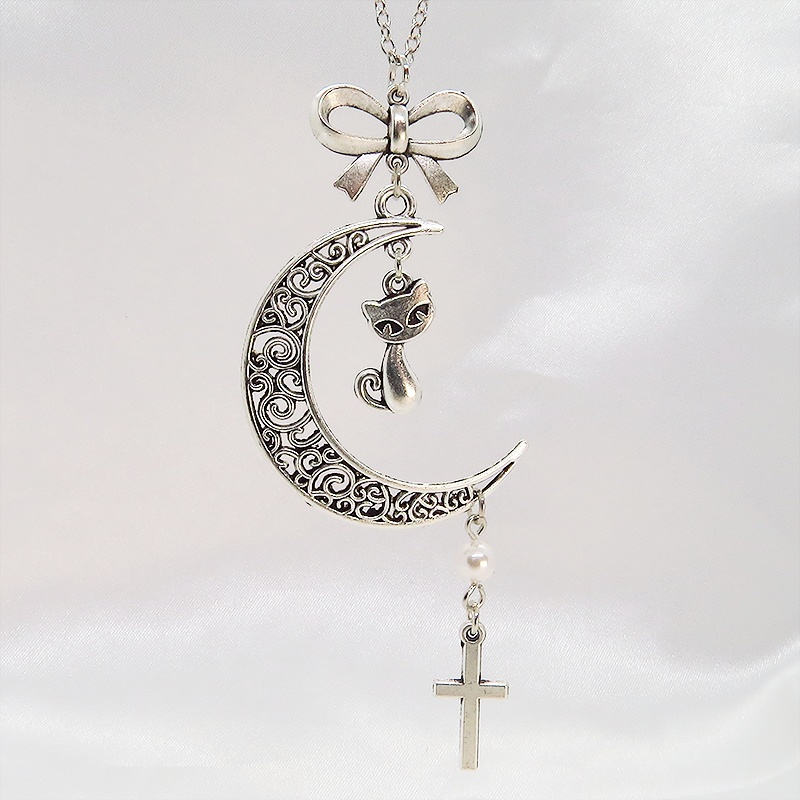 アンティークシルバー 猫とアラベスク調透かし入りの三日月のネックレス スワロフスキーパール ロザリオ リボン 長さ調整可 SV925可