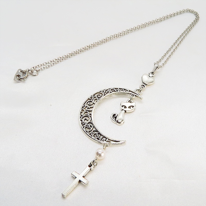 アンティークシルバー 猫とアラベスク調透かし入りの三日月のネックレス スワロフスキーパール ロザリオ ハート 長さ調整可 SV925可