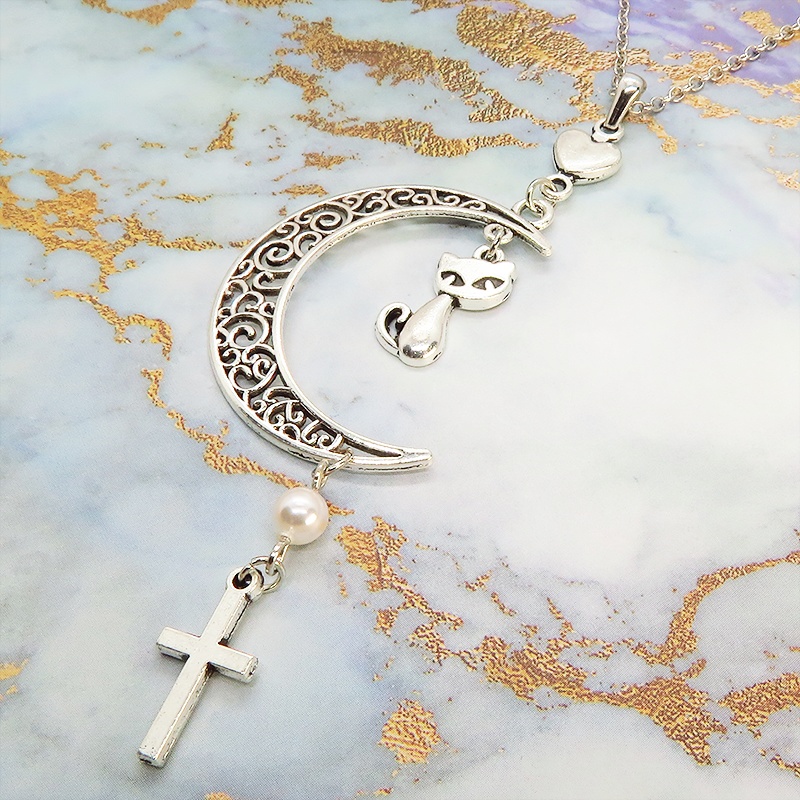 アンティークシルバー 猫とアラベスク調透かし入りの三日月のネックレス スワロフスキーパール ロザリオ ハート 長さ調整可 SV925可