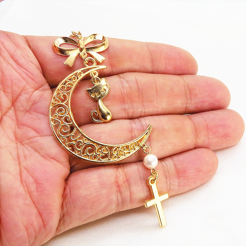 マットゴールド 猫とアラベスク調透かし入りの三日月のネックレス スワロフスキーパール ロザリオ リボン 長さ調整可