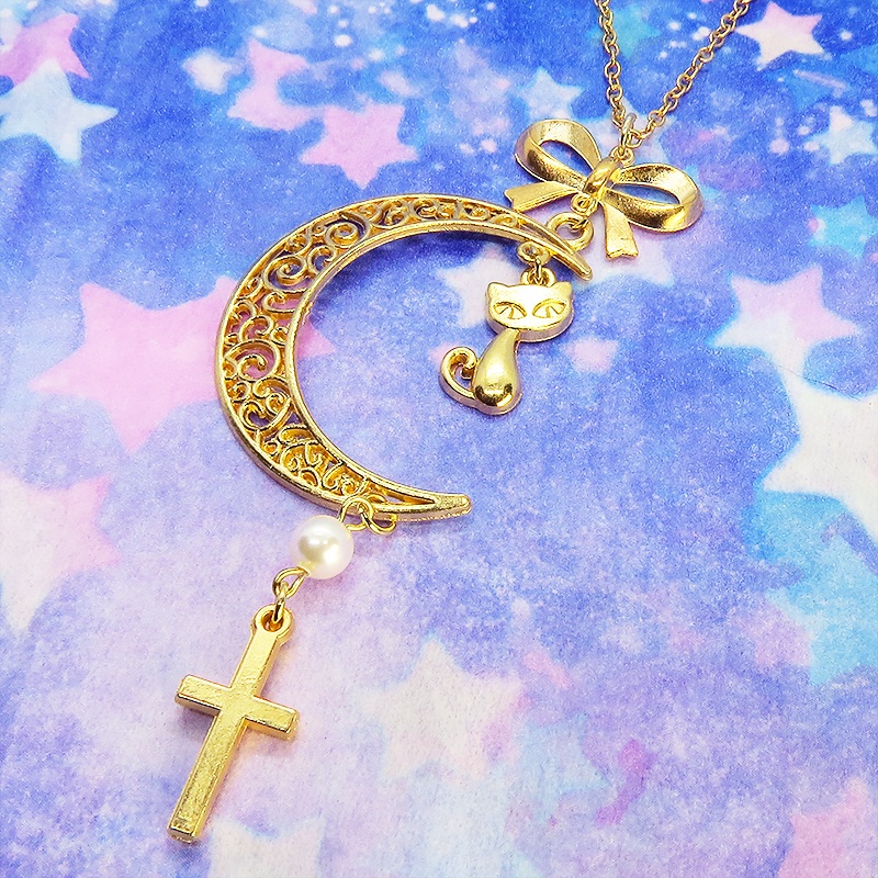 マットゴールド 猫とアラベスク調透かし入りの三日月のネックレス スワロフスキーパール ロザリオ リボン 長さ調整可