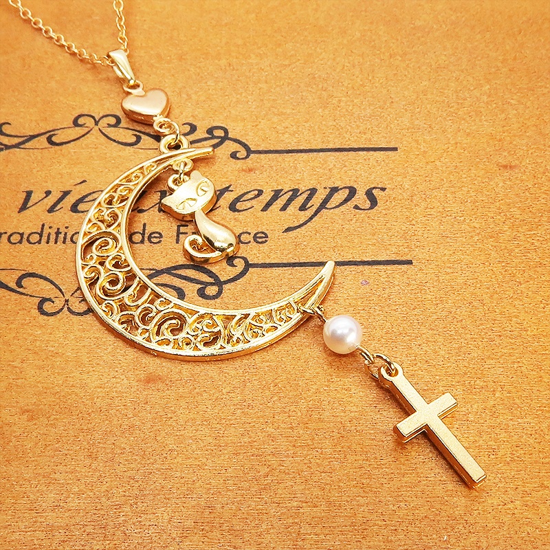 マットゴールド 猫とアラベスク調透かし入りの三日月のネックレス スワロフスキーパール ロザリオ ハート 長さ調整可